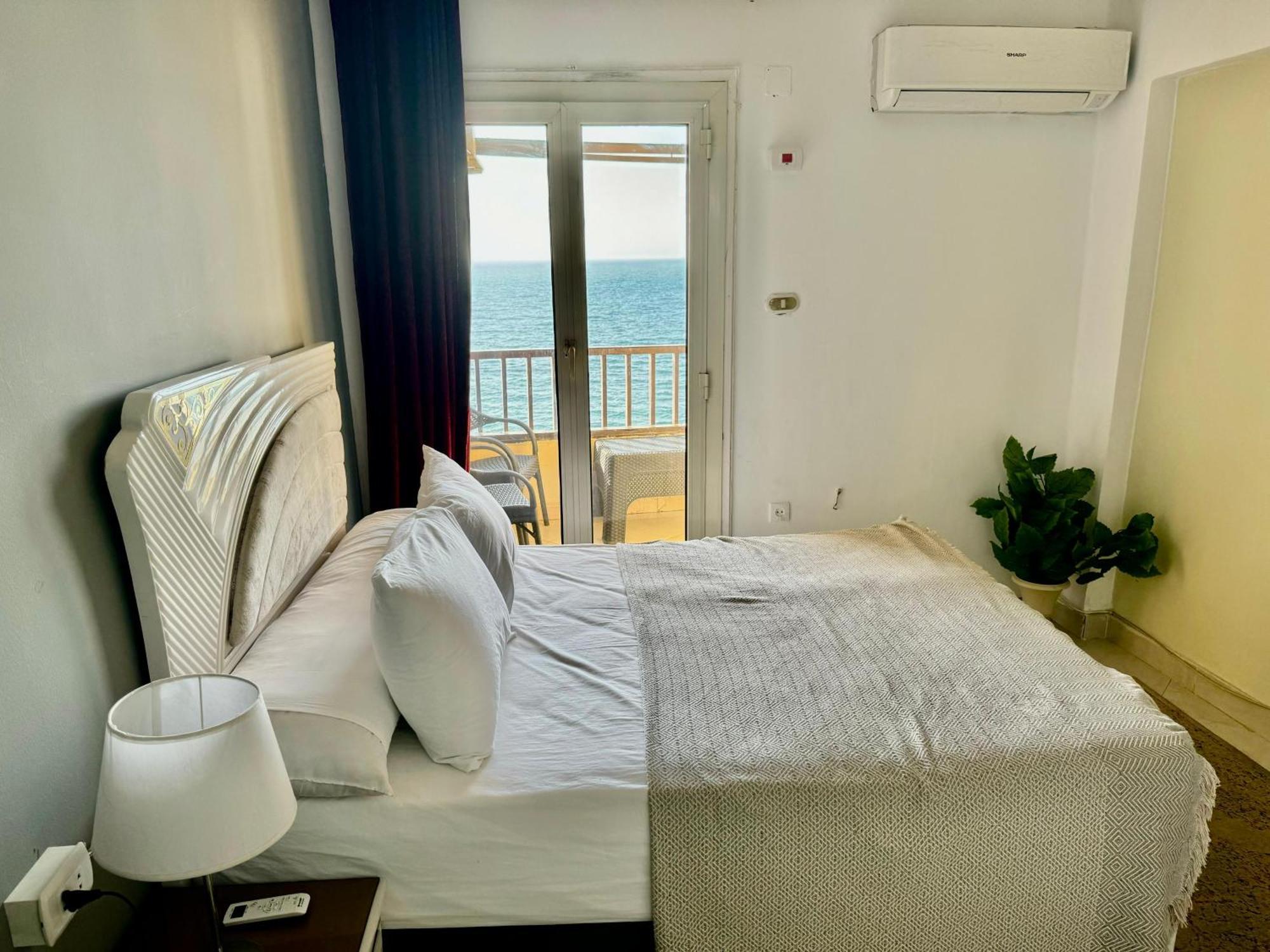 Alexandria Luxury Apartments Sporting Direct Sea View Esterno foto
